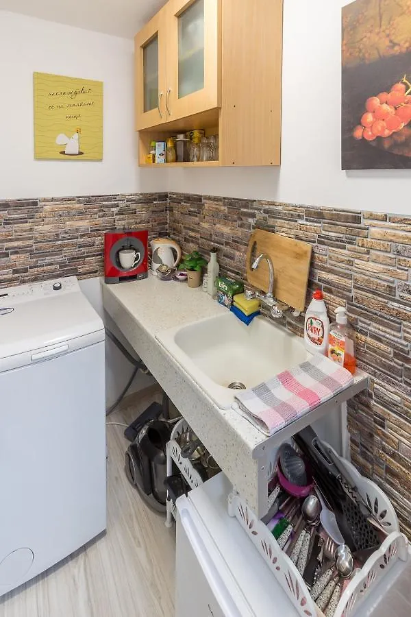 דירה וארנה Candy, Central, Cozy And Contemporary
